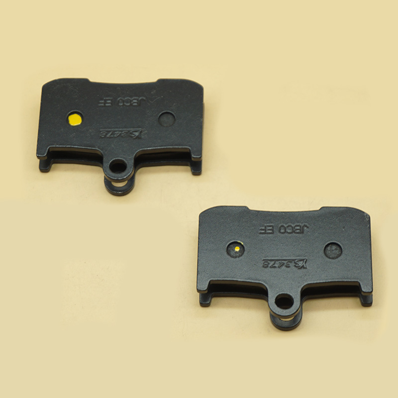 Analyste de plaquettes de frei - Brake Pad Set avis et prix